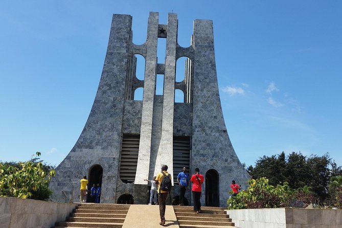 6 day Culture & History Tour in Ghana - Day 6 at Kakum National Park: canopy walkway and the Hans Botel wildlife stops