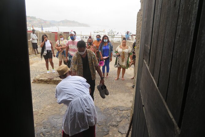 7-Day Private Cultural and Heritage Tour in Ghana - Day 1 in Accra Mall: Arrival Comfort and a Quick Orientation