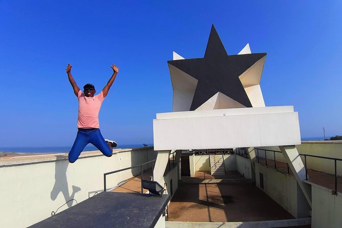 A Day in Accra - Stop 2: Independence Square and the Big Symbol Moments