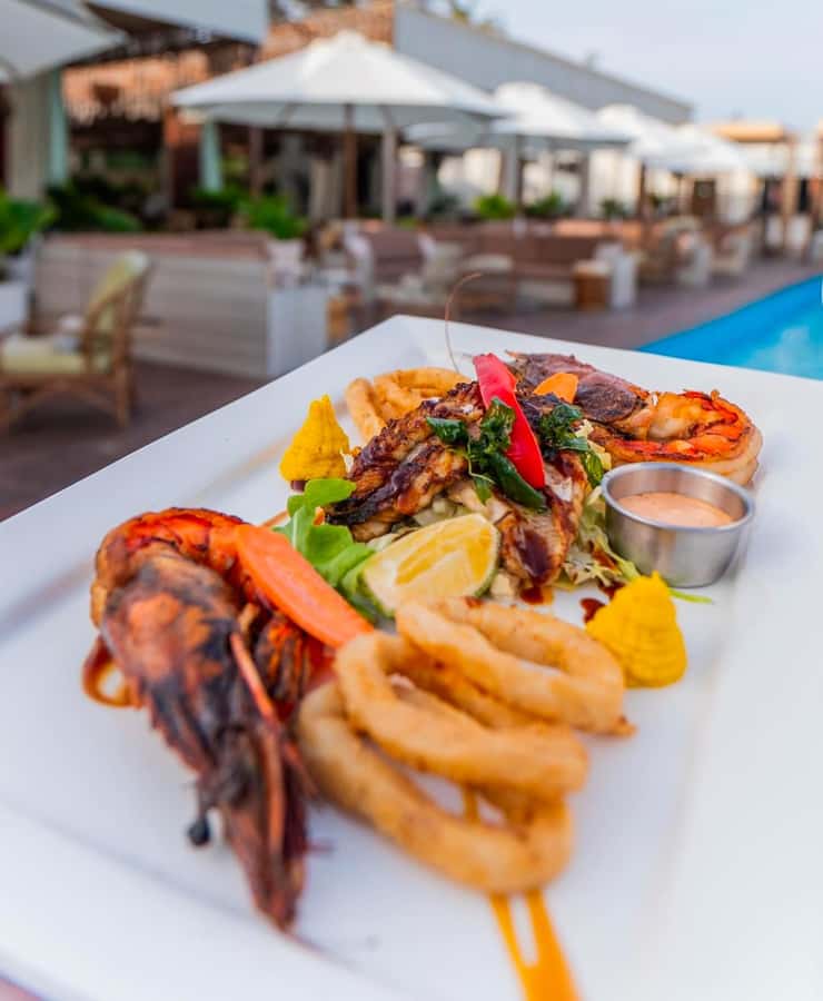Accra Beachfront Experience: Sun Sand Calm & Lunch - Swimming, games, and marine viewing: the calm layer