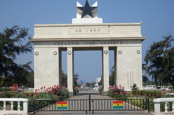 Accra City Tour - Kwame Nkrumah Mausoleum: a solemn stop with clear purpose