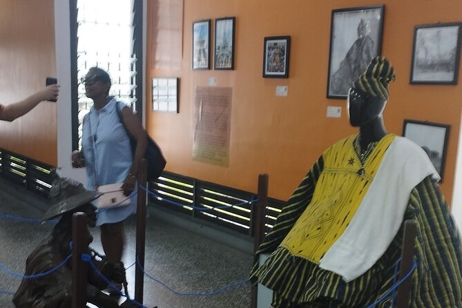 Accra City Tour Experience - Center for National Culture: Drumming Lessons and Souvenir Time