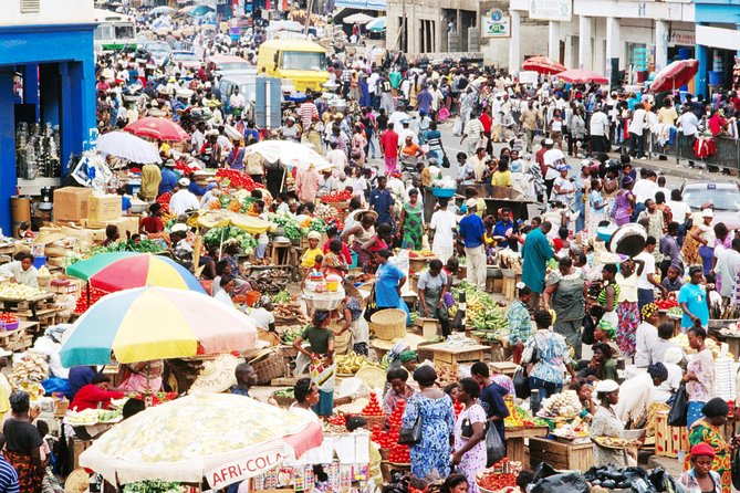 Accra Markets Tour - Before you step in: pace, walking, and the pickup advantage