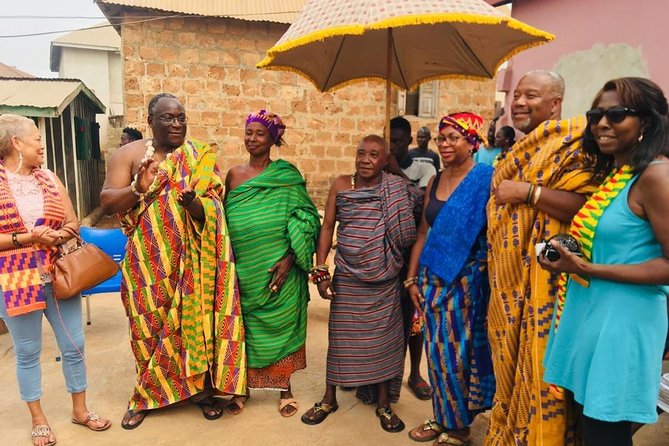 Bonwire Namimg Ceremony and Kente Tourist Center - Bonwire first thing: reaching the Kente weaving village from Kumasi
