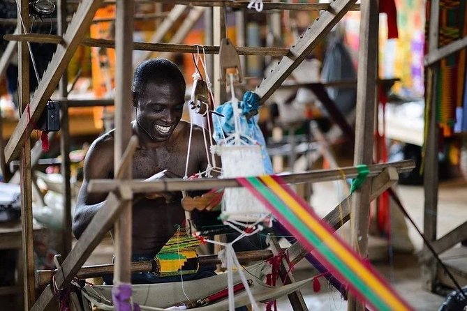 Experience the Culture of Ashanti Kingdom in 5days - Kumasi day: Manhyia Palace Museum, Prempeh II Jubilee Museum, and Kejetia Market