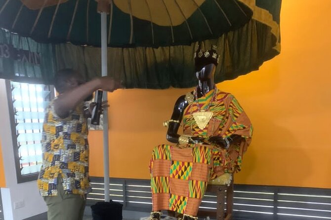 Explore Accra - National Museum of Ghana: chiefs regalia, gold weights, and a kids corner