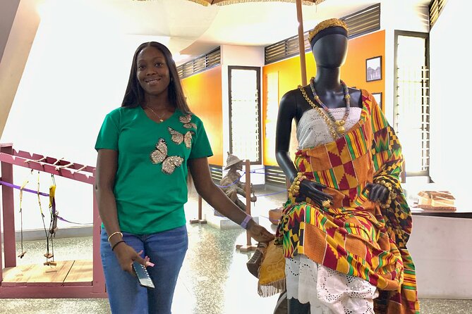 Explore the Beautiful History of Accra City - Makola Market: shopping with the city’s real pace