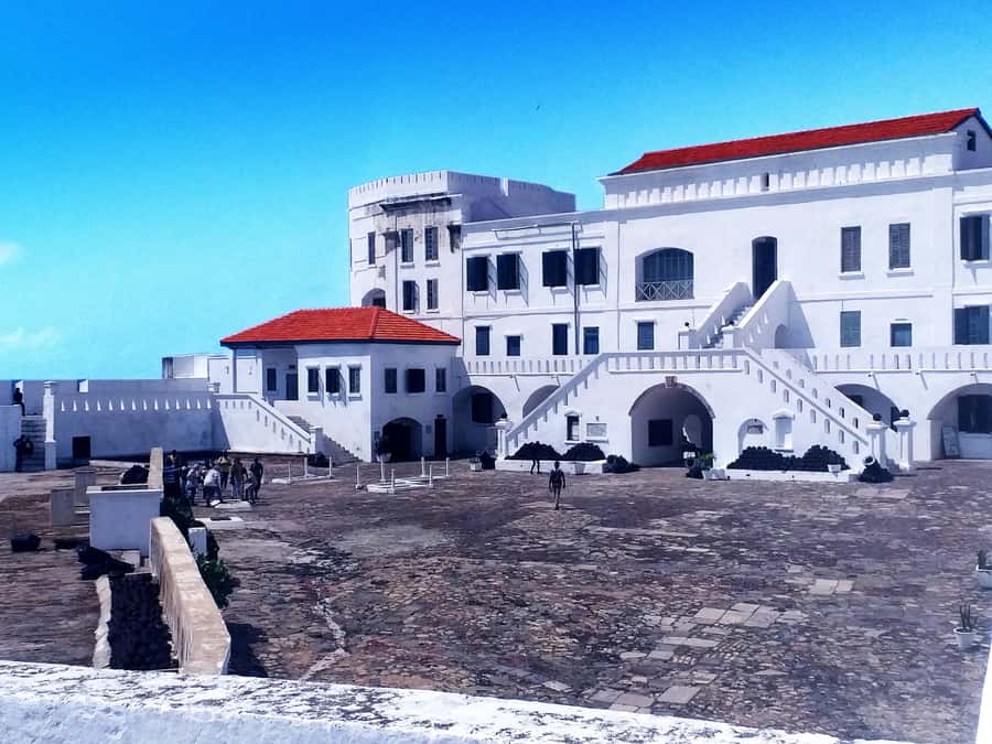 From Accra: Cape Coast Slave Dungeons Heritage Tour & Lunch - A Full Day From Accra: Canopy Walk to Slave Forts