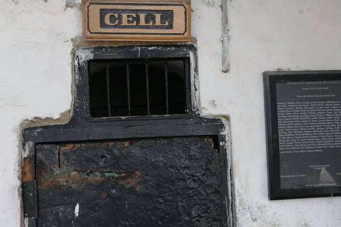 Full- Day Cape Coast Castles and Kakum Canopy Private Tour - Lunch at the Castle Restaurant with sea views