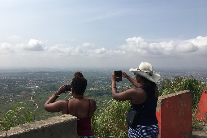 Ghana Eastern Explorer - Boti Falls, Aburi Gardens & Tetther Quarshie Cocoa Farm - Tetteh Quarshie Avenue and the Cocoa Farm Stop You Should Expect