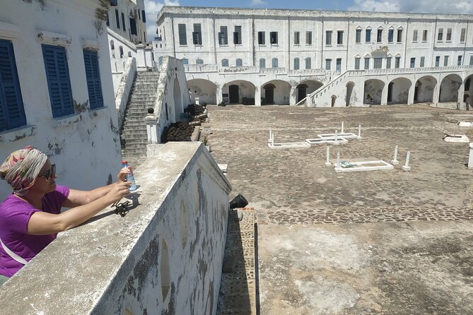 Immersive Ghana Slave History Day Tour in Cape Coast & Elmina - Lunch plus coastal flavors: where the day’s pace gets human