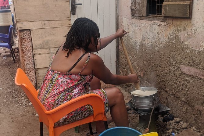 Local Ghanaian Cooking Class in Accra to help support wellness community center - Learn to Pound Fufu or Banku, Then Build the Soup