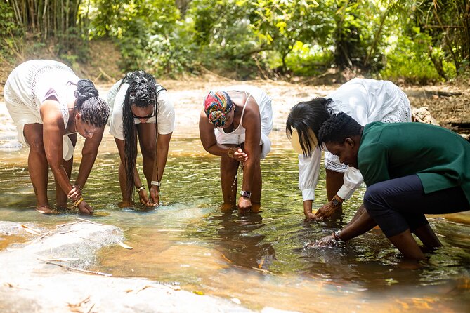 Naming Ceremony, Assin Manso Slave River and Cape Coast Castle - Assin Manso Last Bath: Peaceful Water With an Unbearable Past