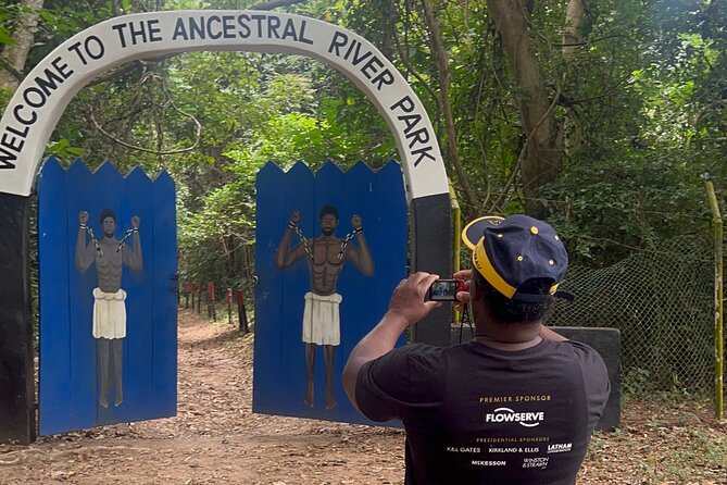Private Sightseeing Tour in Ghana - Elmina Castle: dungeons, the Door of No Return, and Atlantic views